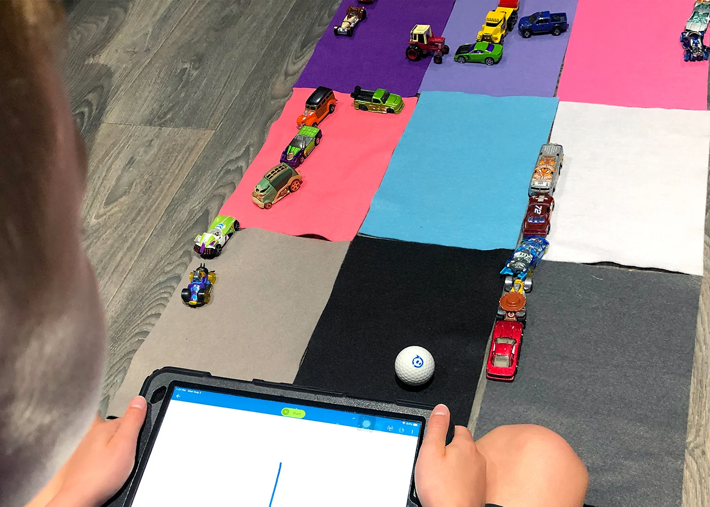 Mini Robot Ball: Golf Theme - Image 5